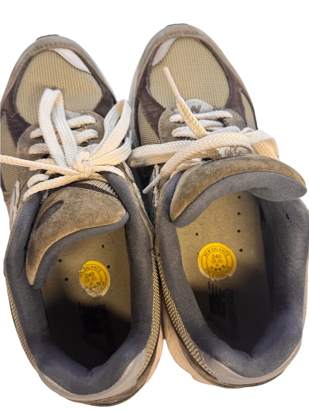 New Balance 2002R Olive Brown Sneakers Men’s 6 Women’s 7.5 Green Tennis Shoes